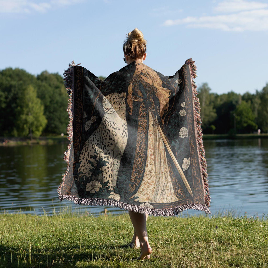 Aelin and Snowleopard Lysandra Throne of Glass Woven Blanket Tapestry