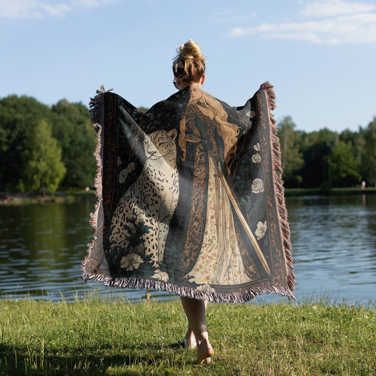 Aelin and Snowleopard Lysandra Throne of Glass Woven Blanket Tapestry
