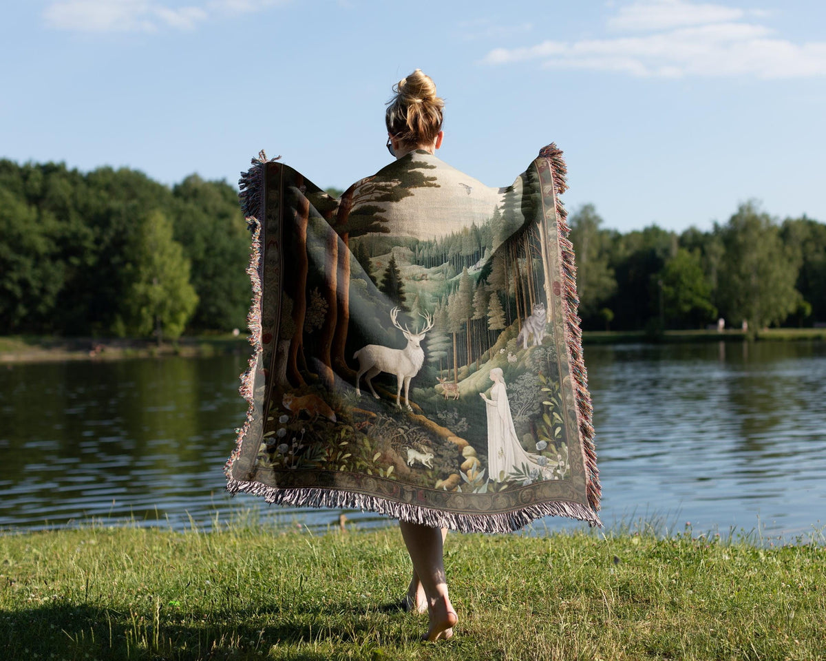 Throne of Glass Woven Tapestry Blanket | Celaena, Stag & Elena Tapestry