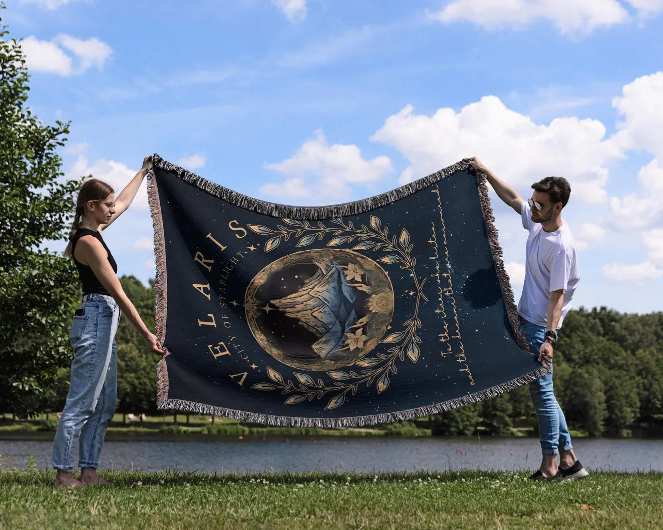 Velaris City of Startlight Woven Blanket | Night Court Woven Blanket